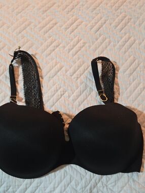 Victoria's Secret Black Lace-Detail Push-Up Bra